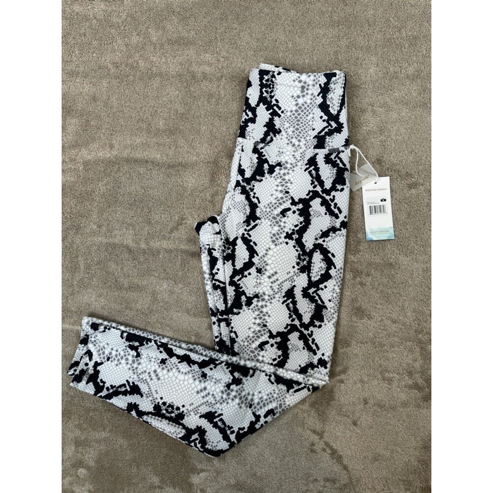High Rise  Legging Snake Print Size M,new - Picture 6 of 10